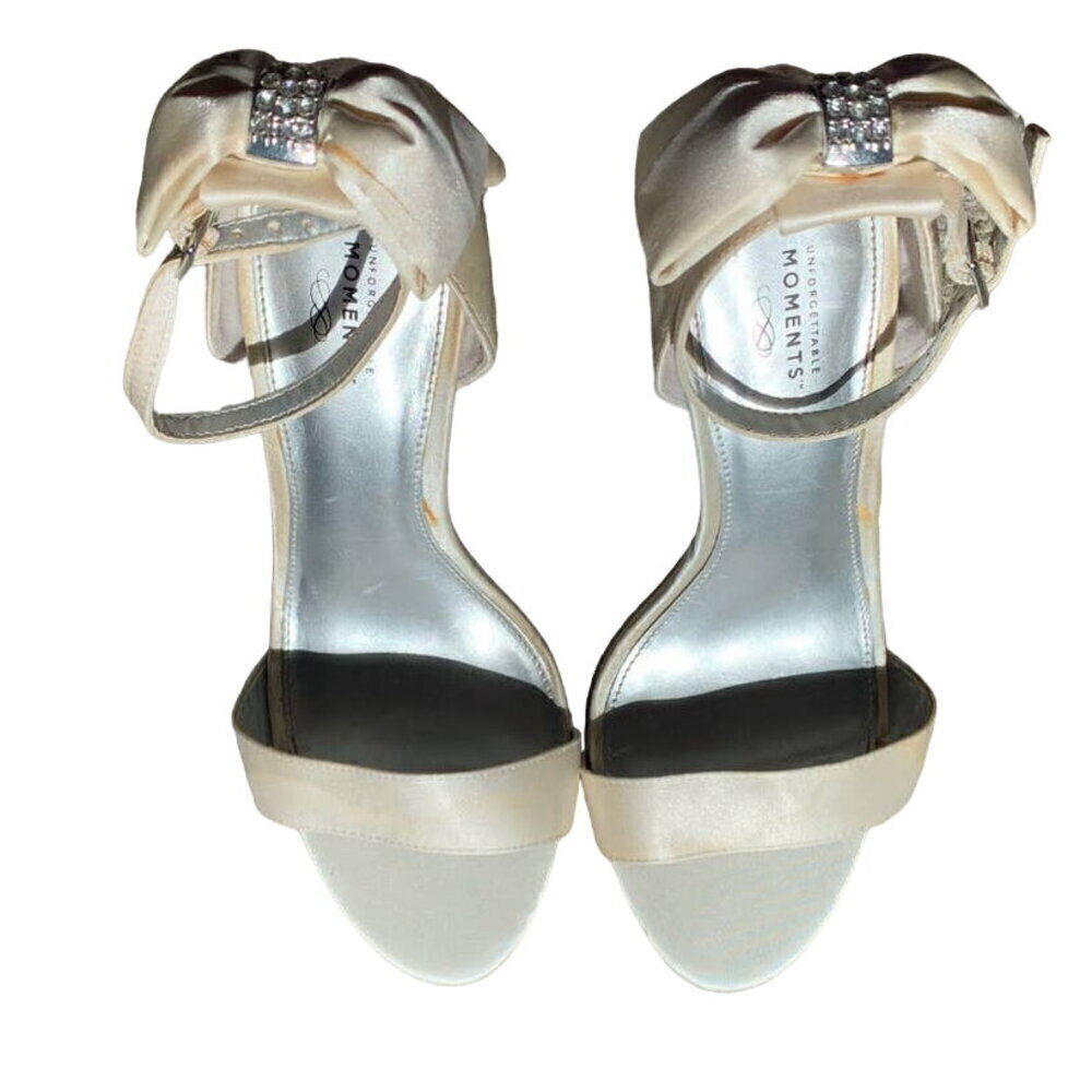 Unforgettable Moments Women's Size 7 Melody Satin Heels Ivory Bling Wedding